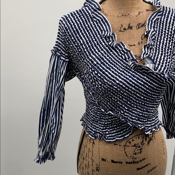 Zara bloggers fave smocked crop top - Picture 3 of 16